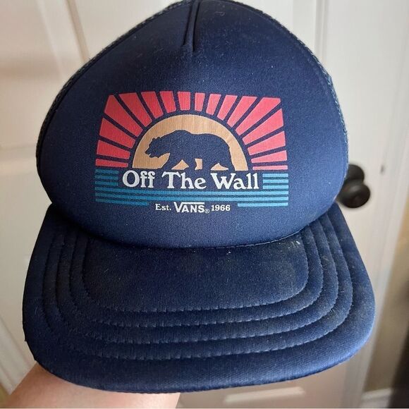 Vans Off the‎ Wall Hat.  One Size.  Good used Condition. - Picture 1 of 2